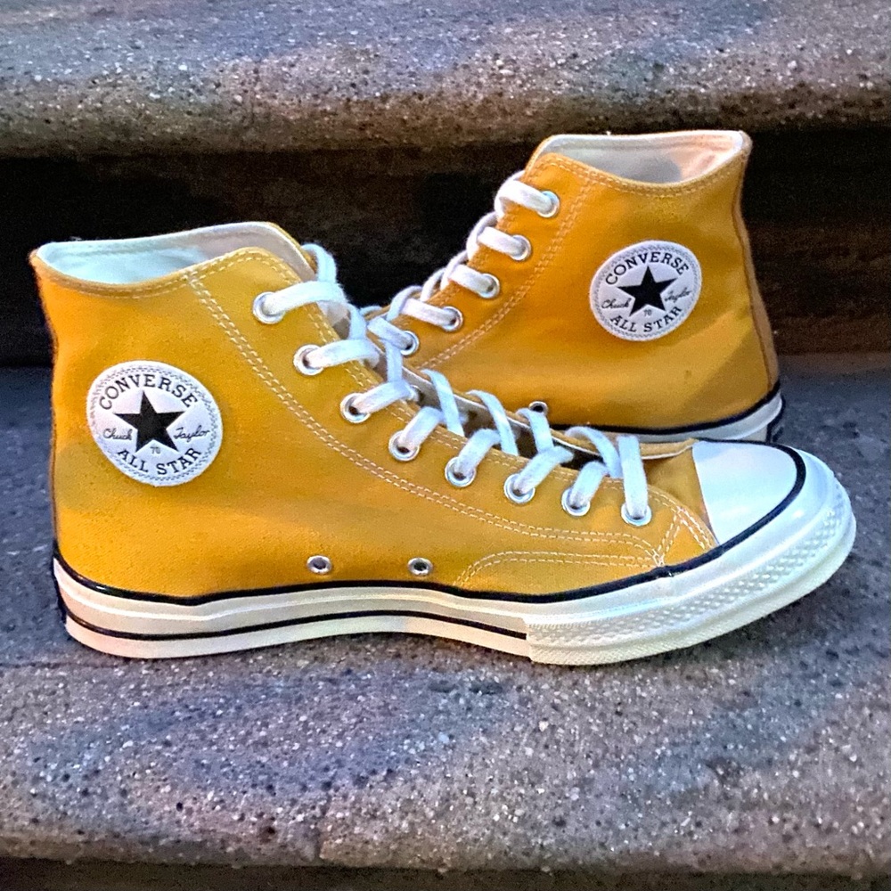 Converse Chuck 70 Canvas Black Label Hi-Tops men’s 9.5/women’s 11.5